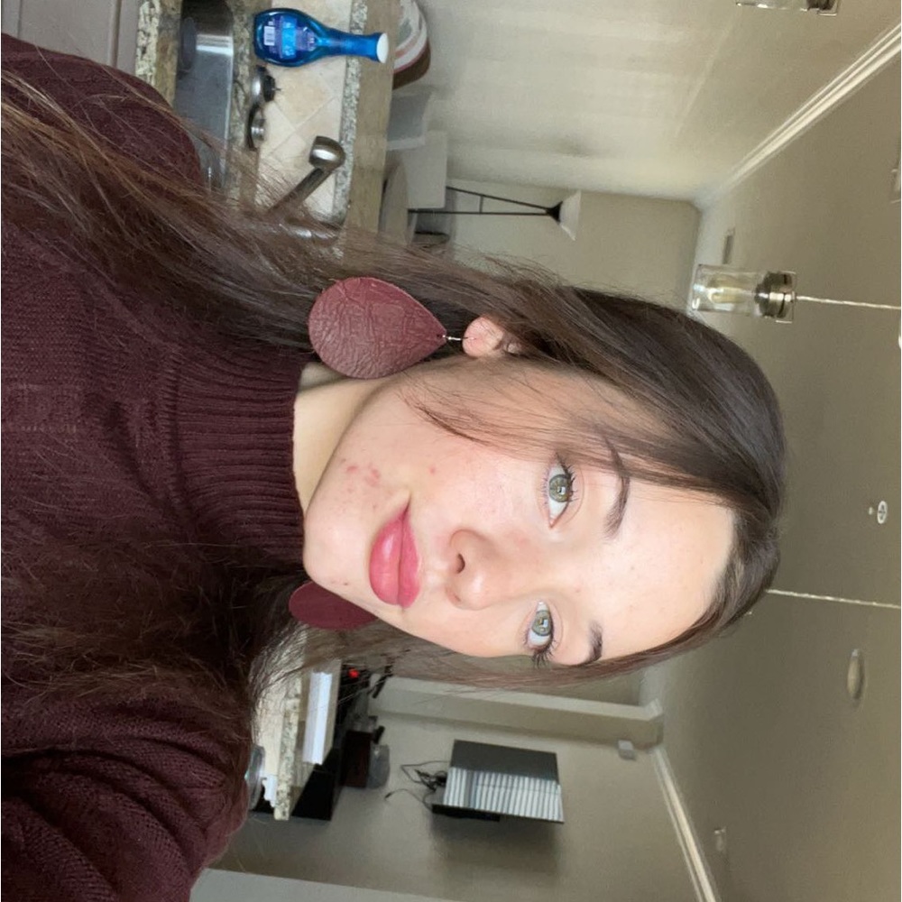 Meet your Posher, Lexi